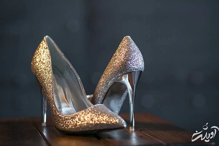 کفش پاشنه میخی